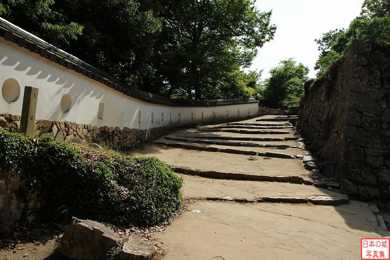 三の平櫓東土塀