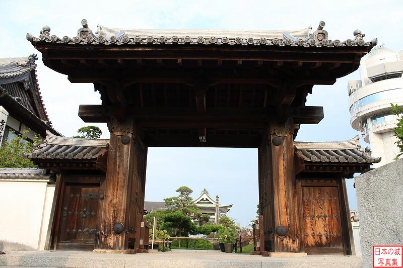 移築城門(月照寺山門)