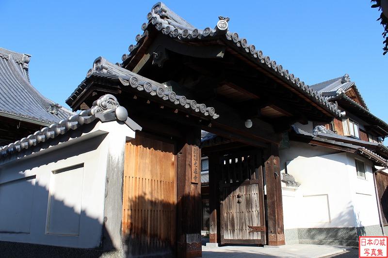 移築城門（光遍寺山門）