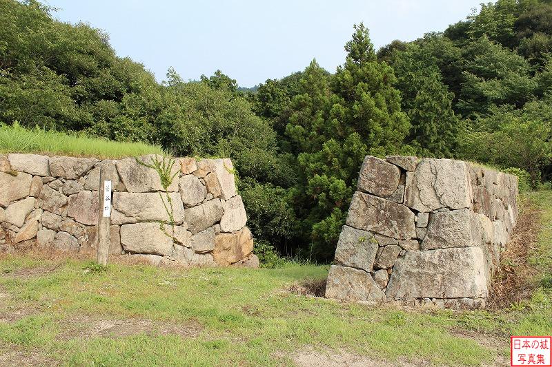 山中御殿（菅谷口門跡）