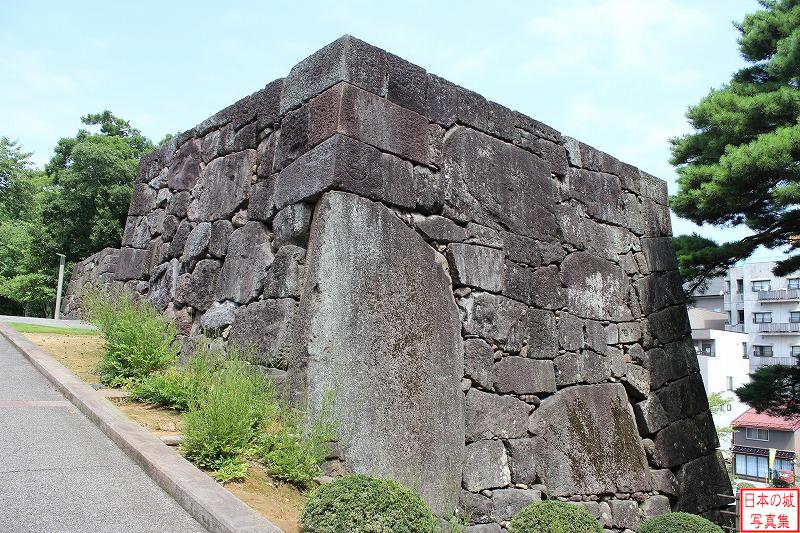 大手門口跡(尾坂門)