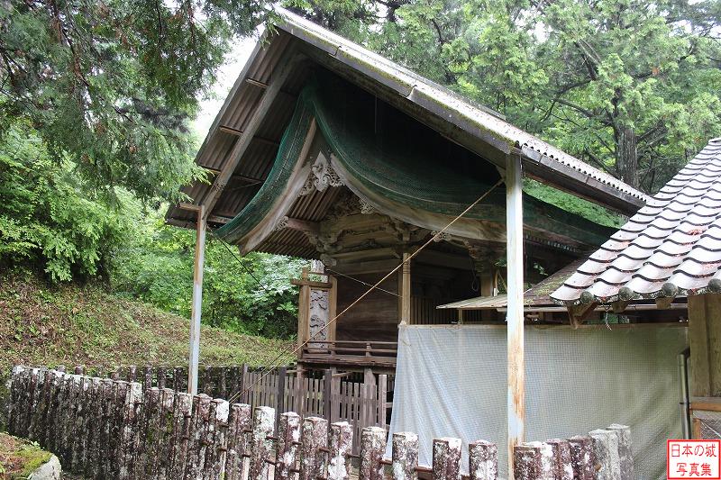 移築社殿（八幡神社）