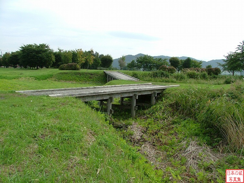 東館・猿楽館