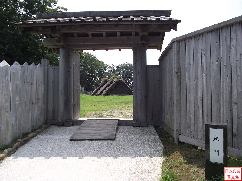 本丸 北門・東門