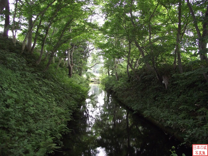 北館