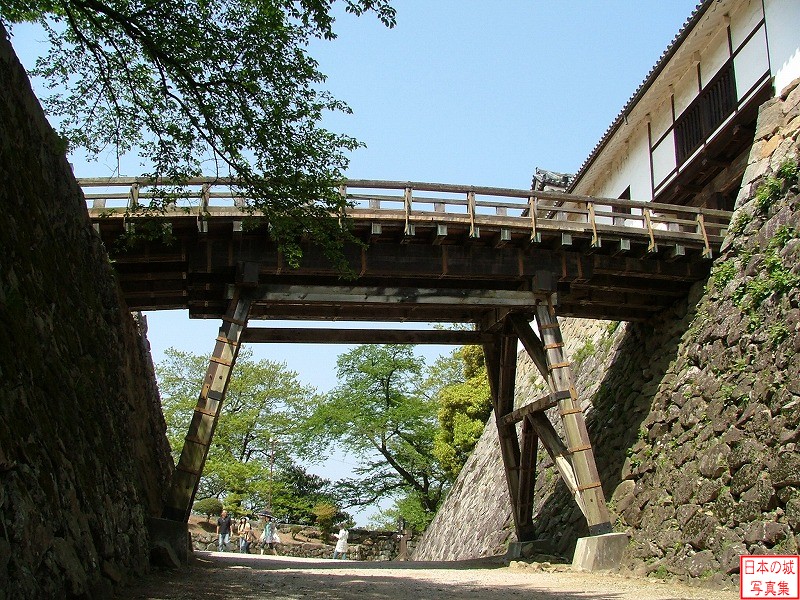 天秤櫓・廊下橋（表門側）