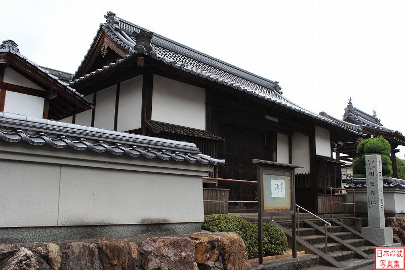 移築城門（照仙寺山門）