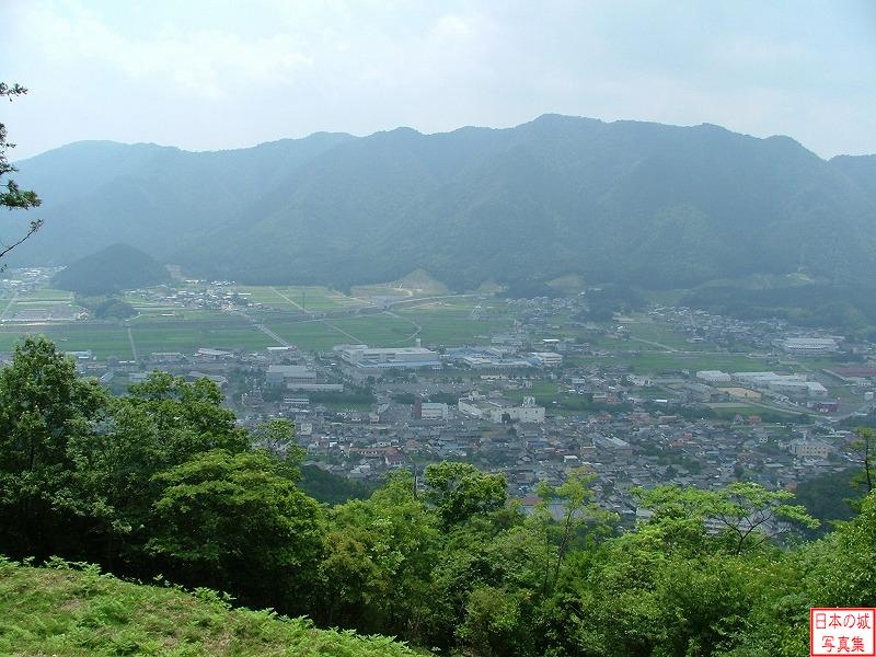 登山口～山腹